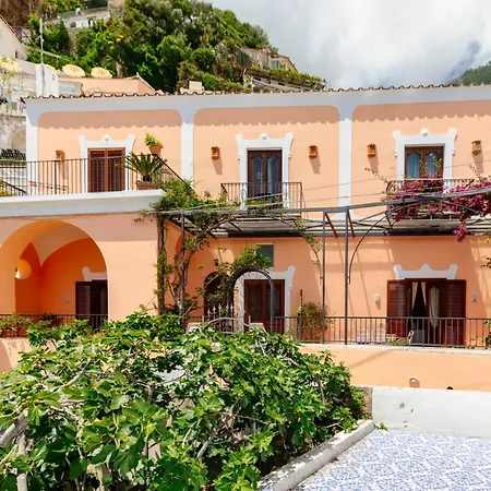 Principe Giovanni מלון