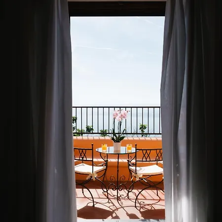 Principe Giovanni Hotel 4*